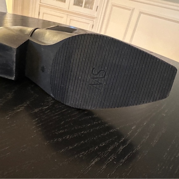 Stuart Weitzman Miley Western Inspired Boot - Black 7.5 - Picture 13 of 16